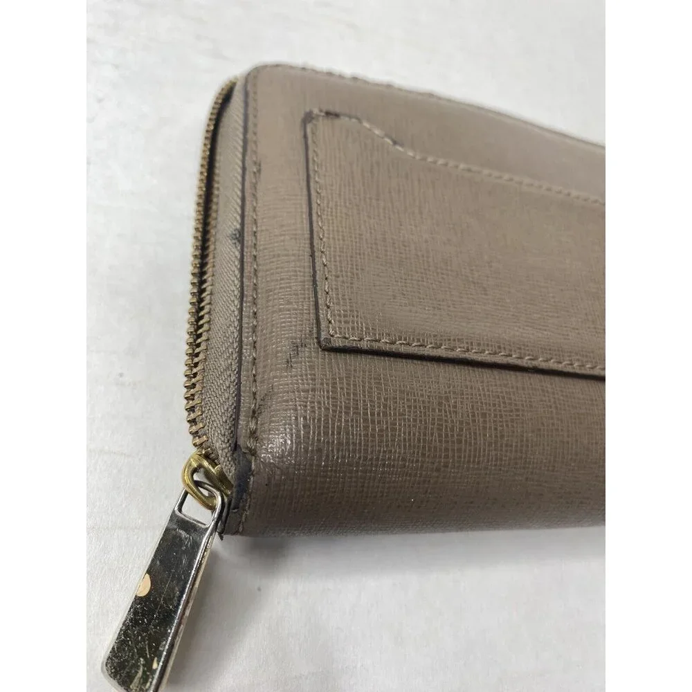 COACH Leather Corner Zip Around Taupe Bi Fold Bag